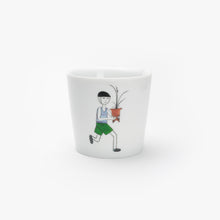 Load image into Gallery viewer, SOLO COLOURED CUP - BOY WITH ORCHID (Bonsai Boy)