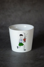 Load image into Gallery viewer, SOLO COLOURED CUP - BOY WITH ORCHID (Bonsai Boy)