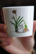 Load image into Gallery viewer, SOLO COLOURED CUP - WATERING FLOWER (Bonsai Animal)