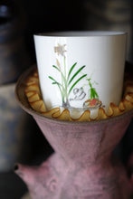 Load image into Gallery viewer, SOLO COLOURED CUP - WATERING FLOWER (Bonsai Animal)