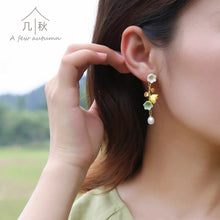 Load image into Gallery viewer, Lily of the valley+ pearl-handmade porcelain jewellery earrring
