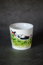 Load image into Gallery viewer, SOLO COLOURED CUP - POPPY HILL (Bonsai Boy)
