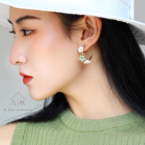 Malus R - handmade porcelain statement jewellery earrings